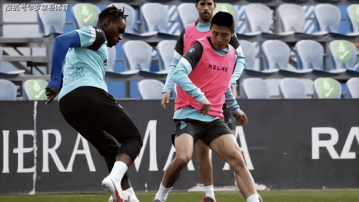 意外吗？武磊“黑又硬”队友加盟重庆铜梁龙，本赛季欧冠速度第一